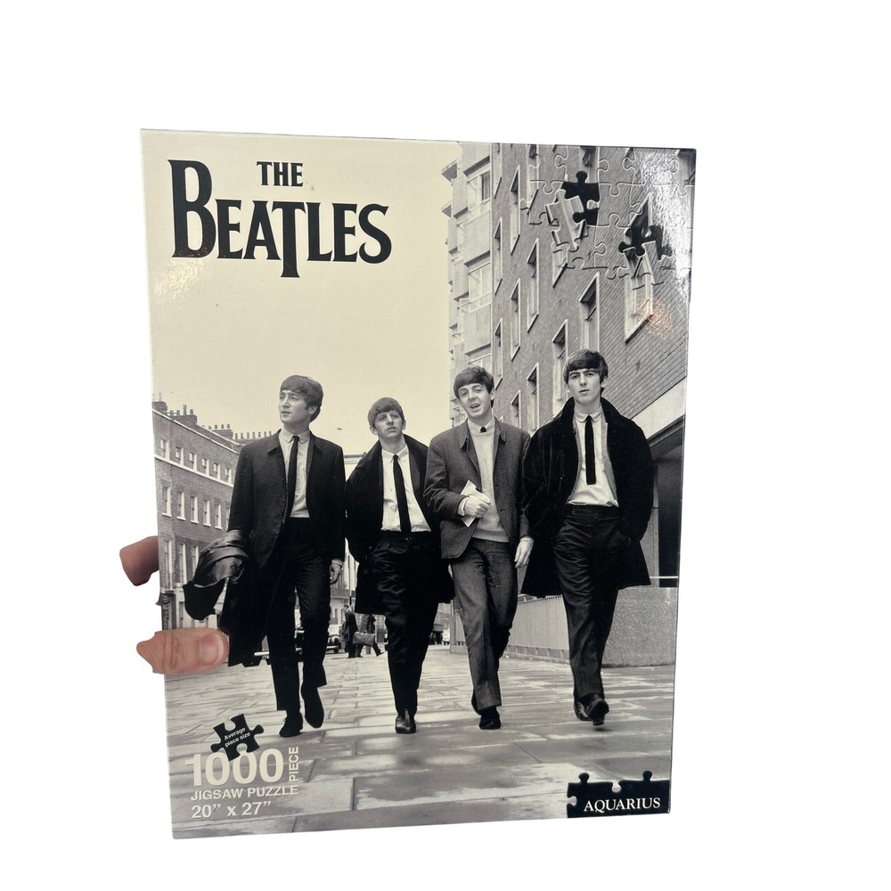 The Beatles 1000 Piece Puzzle Aquarius Black & White 20 x 27 Inch COMPLETE